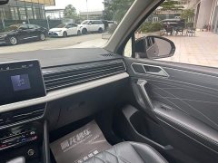Volkswagen Tiguan L 330TSI automatic two-wheel drive R-Line version - фото 10