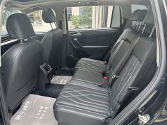 Volkswagen Tiguan L 330TSI automatic two-wheel drive R-Line version - фото 12