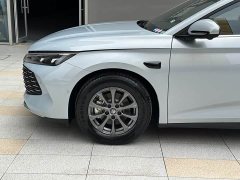 BYD Qin L DM-i smart driving version 80KM leading - фото 19