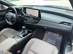 Lexus ES 2023 200 Excellence Edition - фото 11