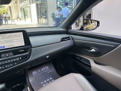 Lexus ES 2023 200 Excellence Edition - фото 14