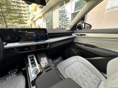 Lynk & Co Tavendor 380TSI 4Motion R-Line First Edition - фото 18