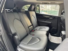 Toyota Highlander 2022 380T four-wheel drive premium version 7 seats - фото 15