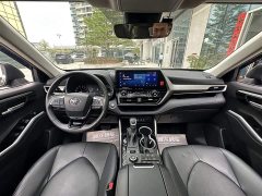 Toyota Highlander 2022 380T four-wheel drive premium version 7 seats - фото 16