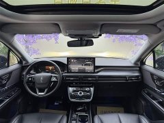 Lynk & Co Adventurer 2.0T two-wheel drive exclusive edition - фото 14