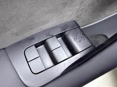 Tesla Model Y 2023 long-range all-wheel drive version - фото 17