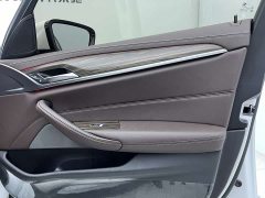 BMW 5 Series 530Li xDrive M Sports Package - фото 8