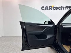 Tesla Model Y rear-wheel drive version - фото 15