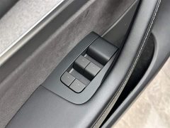 Tesla Model Y rear-wheel drive version - фото 16
