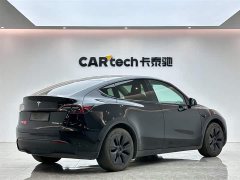 Tesla Model Y rear-wheel drive version - фото 5