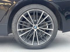 BMW 5 Series 530Li leading M sports package - фото 18