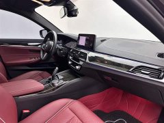 BMW 5 Series facelift 525Li M Sports Package - фото 11