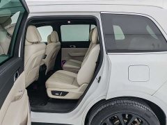 Li Auto Ideal ONE 2020 extended range 6-seater version - фото 10