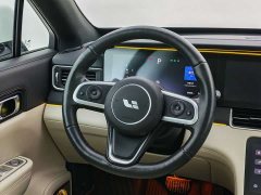 Li Auto Ideal ONE 2020 extended range 6-seater version - фото 14
