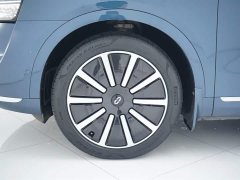 AITO M9 EREV Ultra 42kWh 6-Seater - фото 11