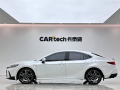 Toyota Camry Dual Engine 2.0HS Sports Edition - фото 2