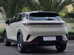 Lynk & Co 06 Renew 1.5T Halo - фото 6