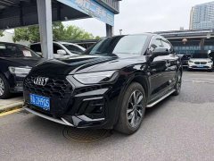 Audi Q5L 40T luxury and dynamic - фото 1