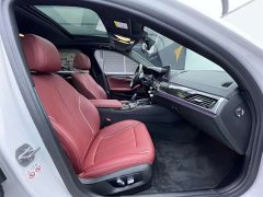 BMW 5 Series facelift 525Li M Sports Package - фото 9