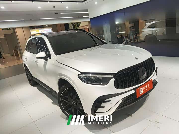 Mercedes-Benz GLC 300 L 4MATIC Dynamic 5-seater