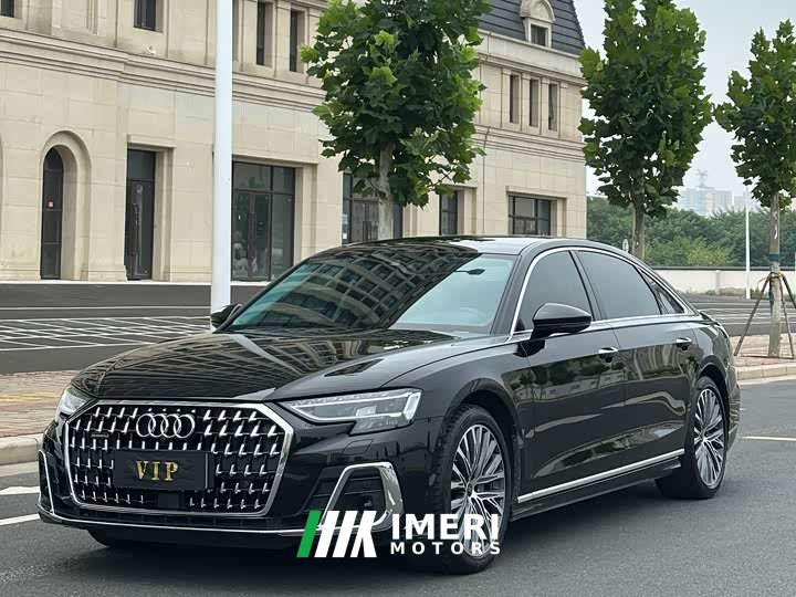 Audi A8 A8L 50 TFSI quattro Premium Selection - автомобиль из Китая