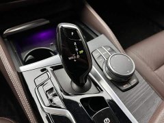 BMW 5 Series 530Li Leading M Sports Package - фото 15