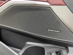 BMW 3 Series 2025 330Li M Sports Night Package - фото 13