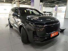 Li Auto ONE Extended-Range 6-Seater - фото 1