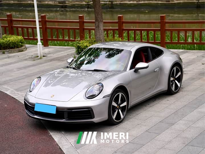 Porsche 911 Carrera 3.0T
