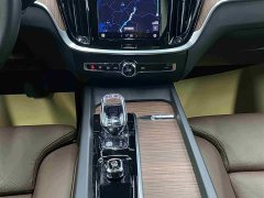 Volvo S60 B4 Zhiyuan Luxury Edition - фото 16