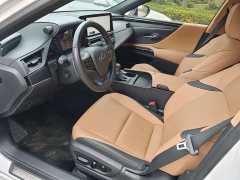 Lexus ES 2022 200 Excellence Edition - фото 7