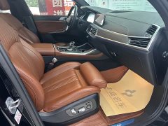 BMW X7 facelift xDrive40i exclusive luxury package - фото 20
