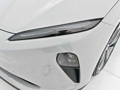 NIO ET5T 75kWh Touring - фото 18