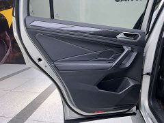 Volkswagen Tiguan L 2023 280TSI automatic two-wheel drive Chaochuang limited edition - фото 18