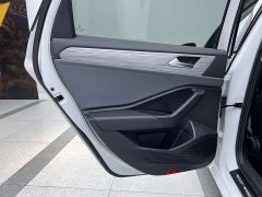Volkswagen Sagitar 280TSI DSG surpasses Lite version - фото 14
