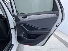 Volkswagen Sagitar 280TSI DSG surpasses Lite version - фото 18