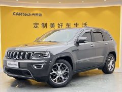 Jeep Grand Cherokee (Import) 2020 3.0L Elite Navigation Edition - фото 1
