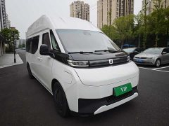 Remote Super VAN Yucheng Edition Medium Wheelbase High Roof 68kWh Zhixin - фото 3
