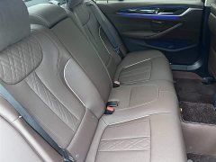 BMW 5 Series facelift 525Li luxury package - фото 10