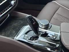 BMW 5 Series facelift 525Li luxury package - фото 11