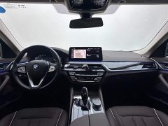 BMW 5 Series facelift 525Li luxury package - фото 7