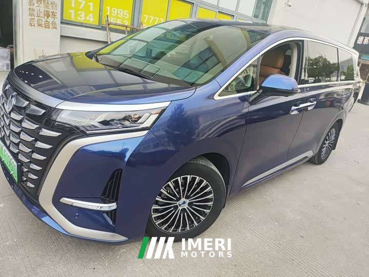 Denza D9 DM-i 970 four-wheel drive flagship - автомобиль из Китая