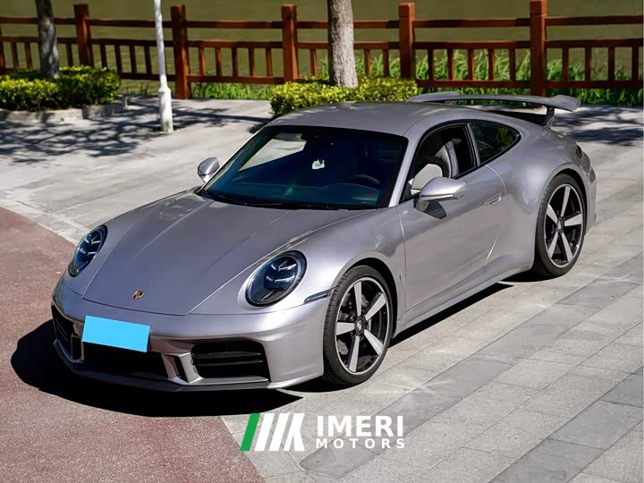 Porsche 911 Carrera 3.0T - автомобиль из Китая