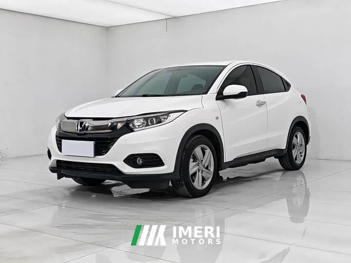 Lynk & Co Binzhi 2019 220 TURBO CVT Elite Edition National VI - автомобиль из Китая