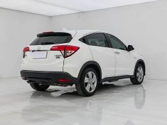 Lynk & Co Binzhi 2019 220 TURBO CVT Elite Edition National VI - фото 6