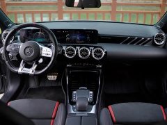 Mercedes-Benz Mercedes-AMG A-Class 2021 AMG A 35 L 4MATIC Night Edition - фото 12