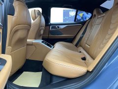 BMW 8 Series 2019 840i Four-Door Coupe M Sport Package - фото 11