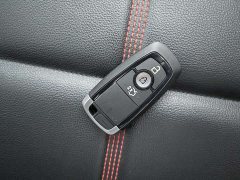 Lynk & Co Focus Hatchback EcoBoost 180 Automatic ST Line - фото 17