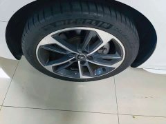 Audi A4L 40 TFSI Fashionable and Dynamic - фото 9