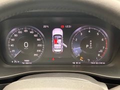 Volvo XC40 T3 Smart Travel Fashion Edition - фото 17